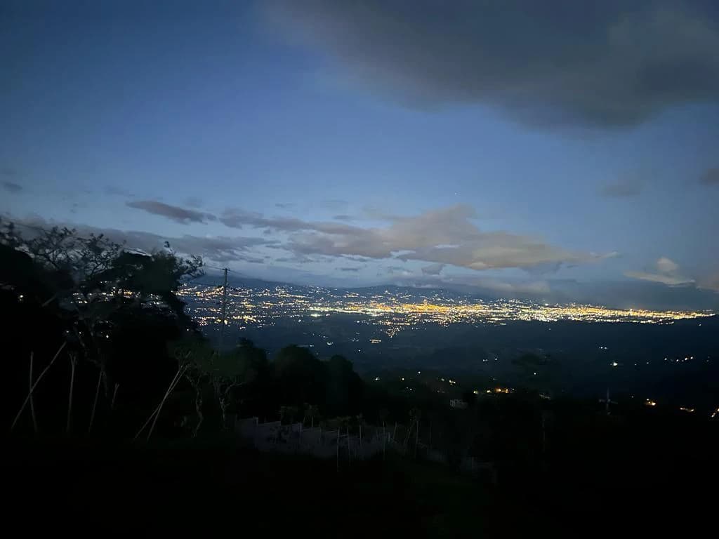 CAPTIVATING OCEAN AND PANORAMIC MOUNTAIN VIEW FINCA IN PURISCAL - photo 14