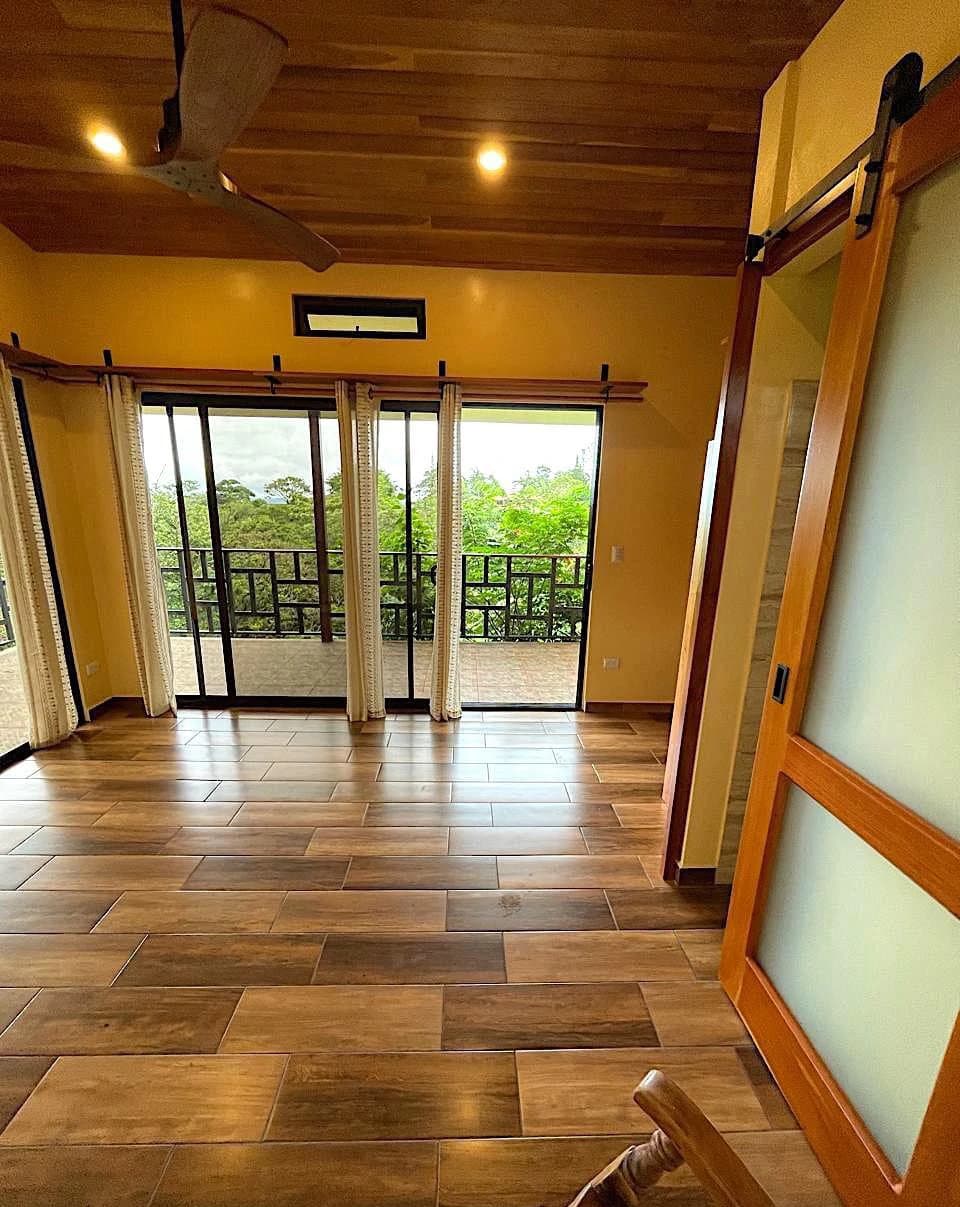 VILLA PIETRA: CAPTIVATING LAKE ARENAL ESTATE WITH GUEST CASITA - photo 22