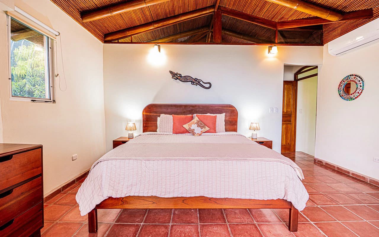 Whale's Tail Ocean View Estate with Extra Lot in Between Uvita and Dominical - photo 26