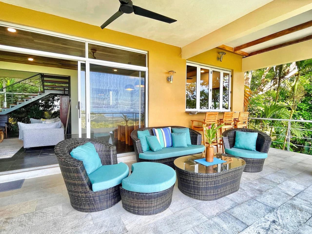2.4 ACRES – 3 Bedroom Main Home Plus 1 Bedroom Casita And Cabina, Luxury Ocean View Property, 15min to Dominical!!: Near the Coast and Mountain House For Sale in Lagunas - photo 12