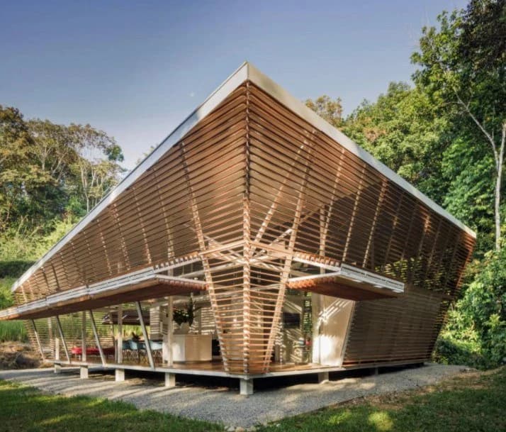 Air: Incredible house with ocean view in pre-construction