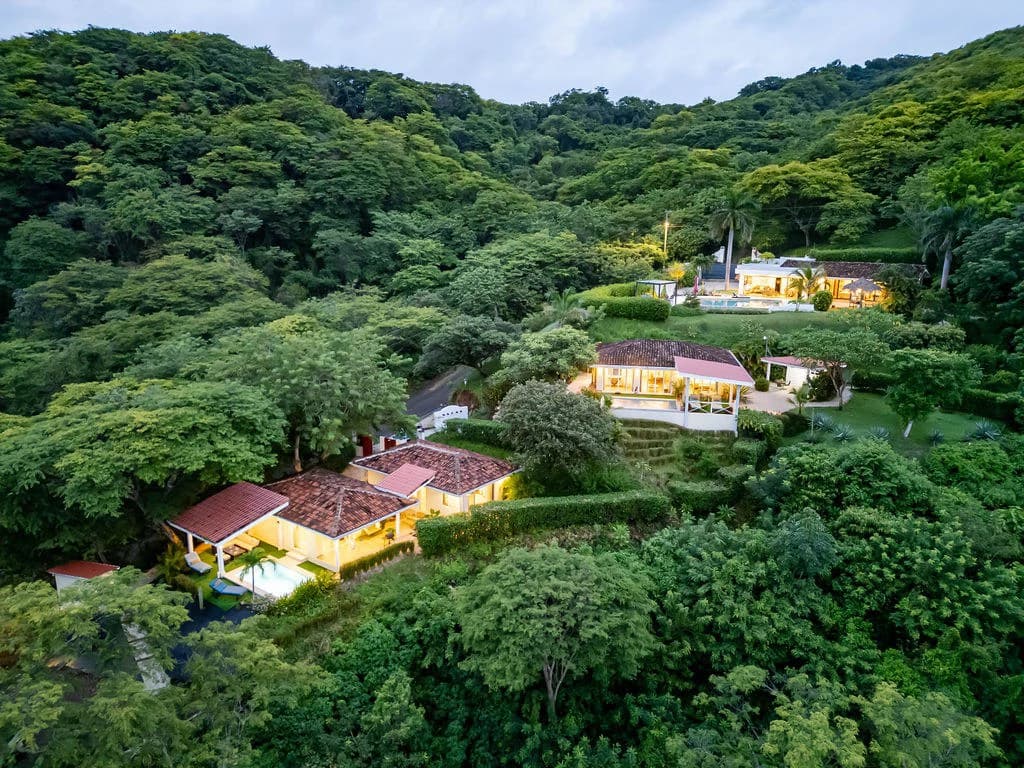 Villas Vista Verde: Tropical Hilltop Estate with breathtaking views - photo 3