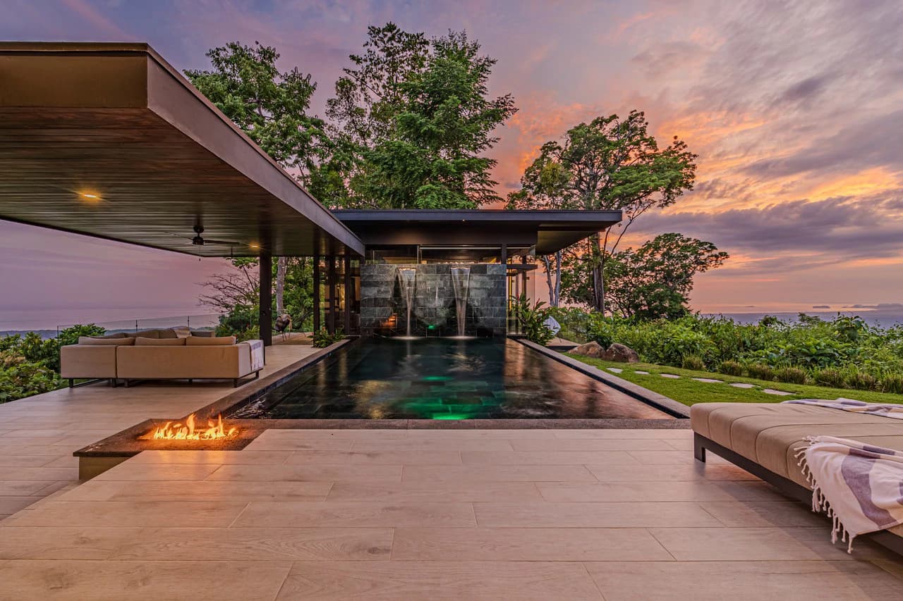 Modern Luxury Villa with Panoramic Ocean Views & Proven Rental Performance | Hills of Portalón - photo 1