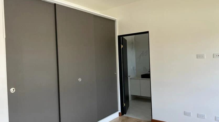 Beautiful Brand New Home in Hermosa!: Near the Beach in a Gated Community - photo 11