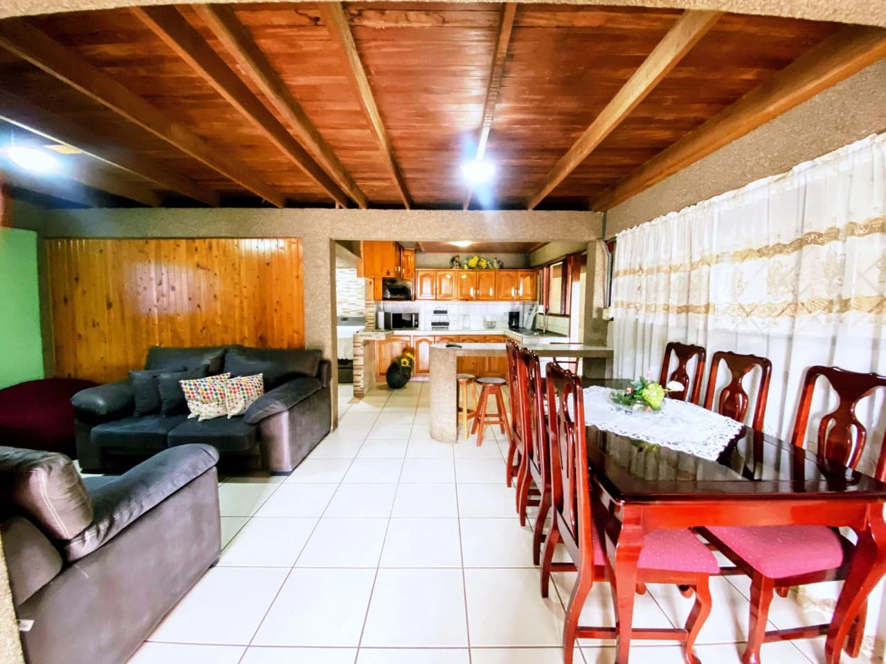 CASA EN VENTA EN BARRIO BOSTON, PEREZ ZELEDON: House For Sale in San Isidro del General - photo 11