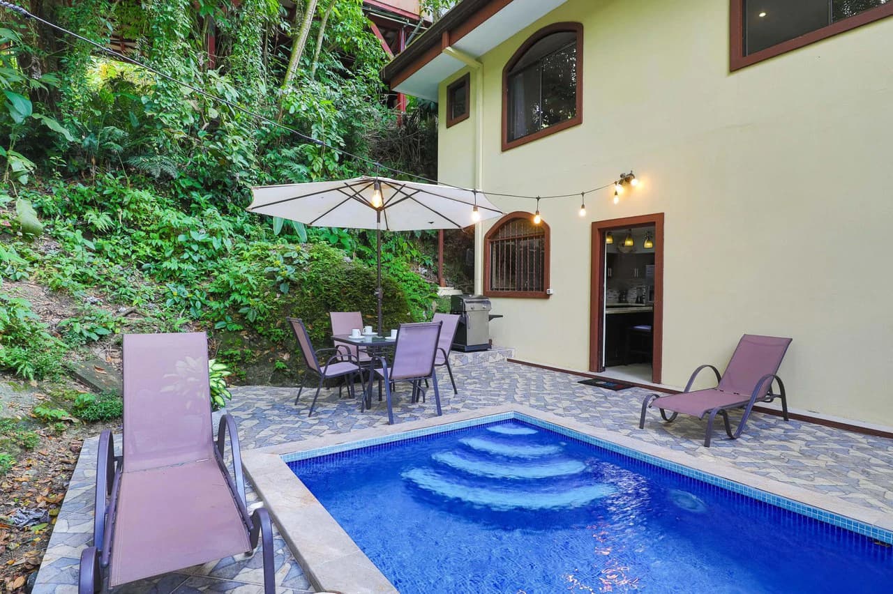 Manuel Antonio 3 bedroom- 3 bath with pool in Gated Development - photo 4