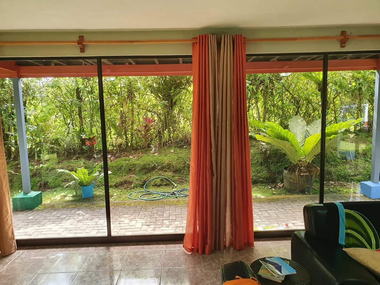 2 Bedroom home with lake and volcano view - photo 16