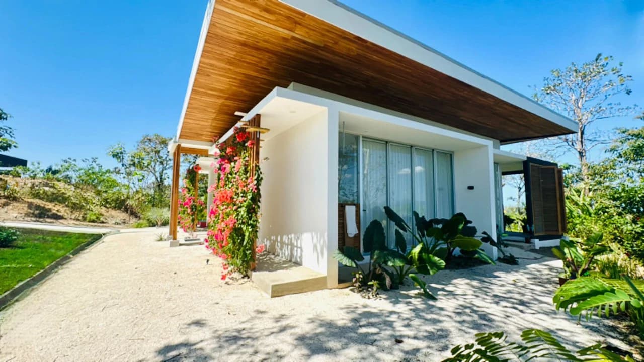 Casa Lilith: $1.39 Million - Luxury Jungle Estate with Guest House in The Ark Community, Santa Teresa Costa Rica - photo 78
