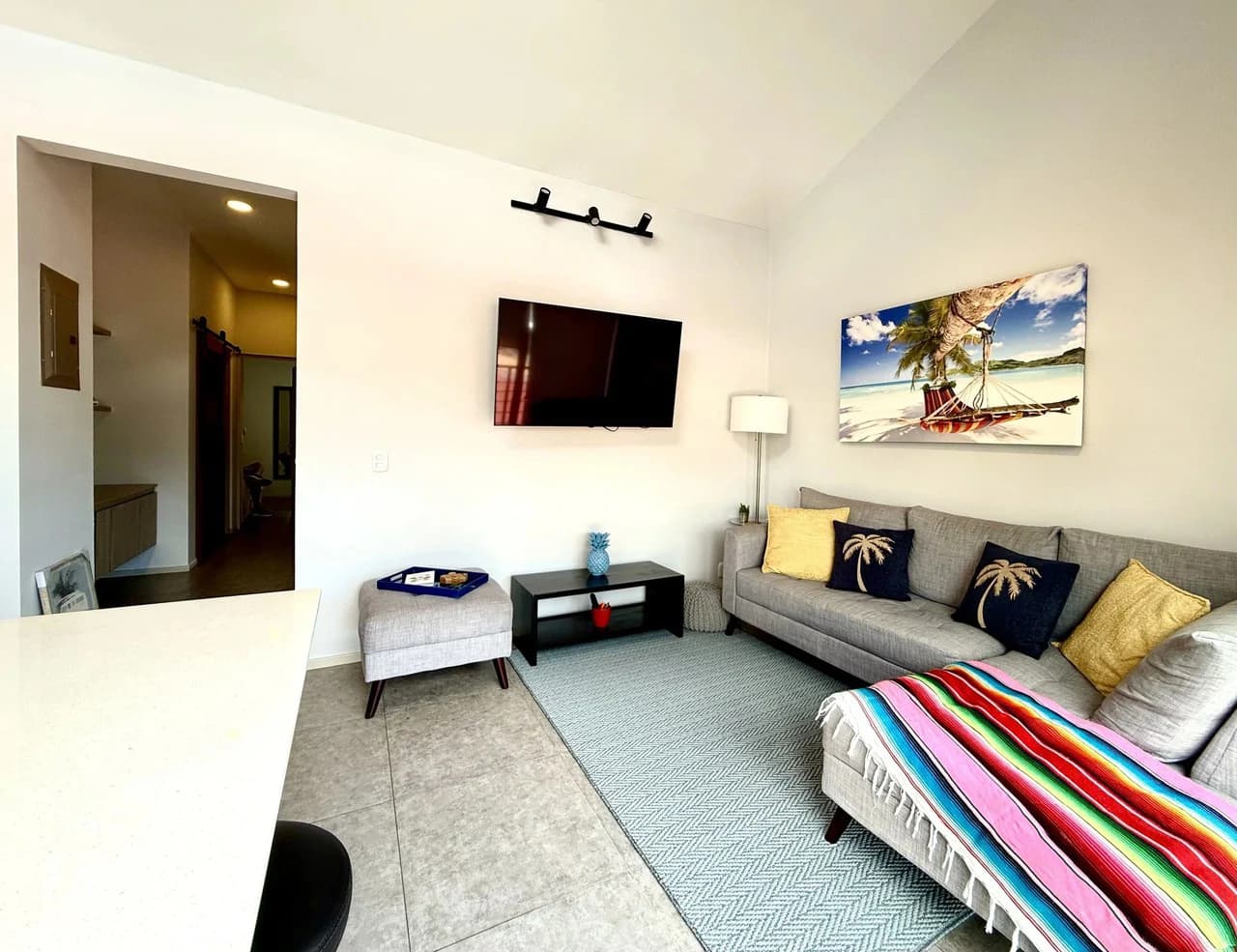 San Pedro Condo: Urban Sunset Loft - Modern Furnished 2 Bedroom Condo for Sale in San Pedro, San José - photo 14