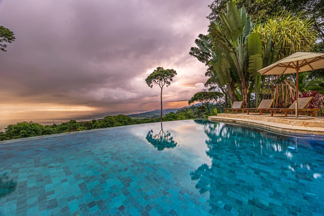 17 ACRES – 5 Bedroom Grand Estate, Guest House, SPECTACULAR VIEWS!!! - photo 7