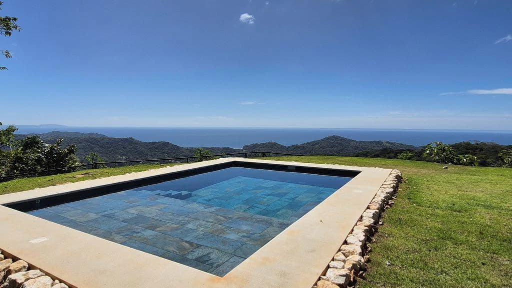 Casa Pacifica: Contemporary Home with Spectacular Ocean View - Pool and Jacuzzi - photo 2