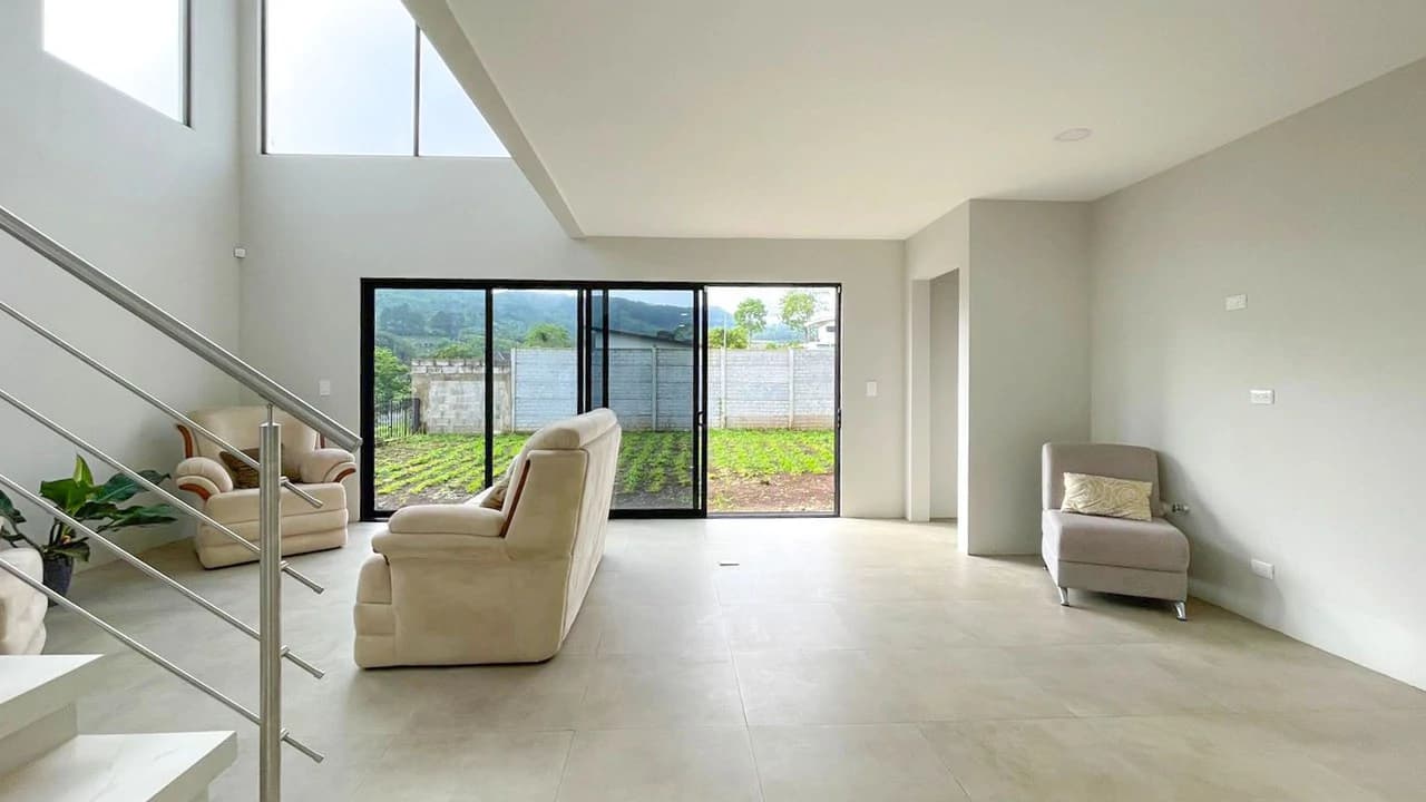 Two-Story House for Sale in San Ramón - photo 5