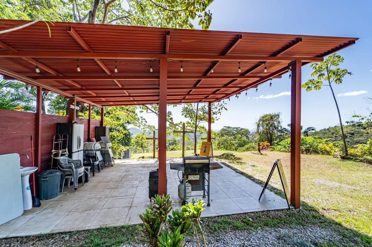 Casa Jardin: Ocean View SFH with Guest House and Extra Lot - photo 6