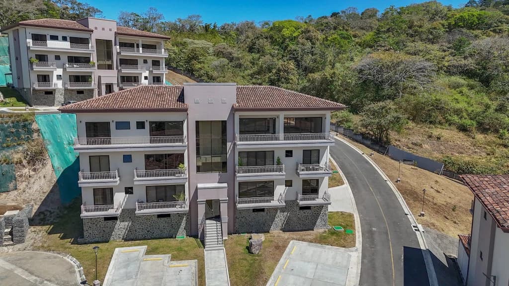 Apartment For Sale in Santa Ana - photo 2