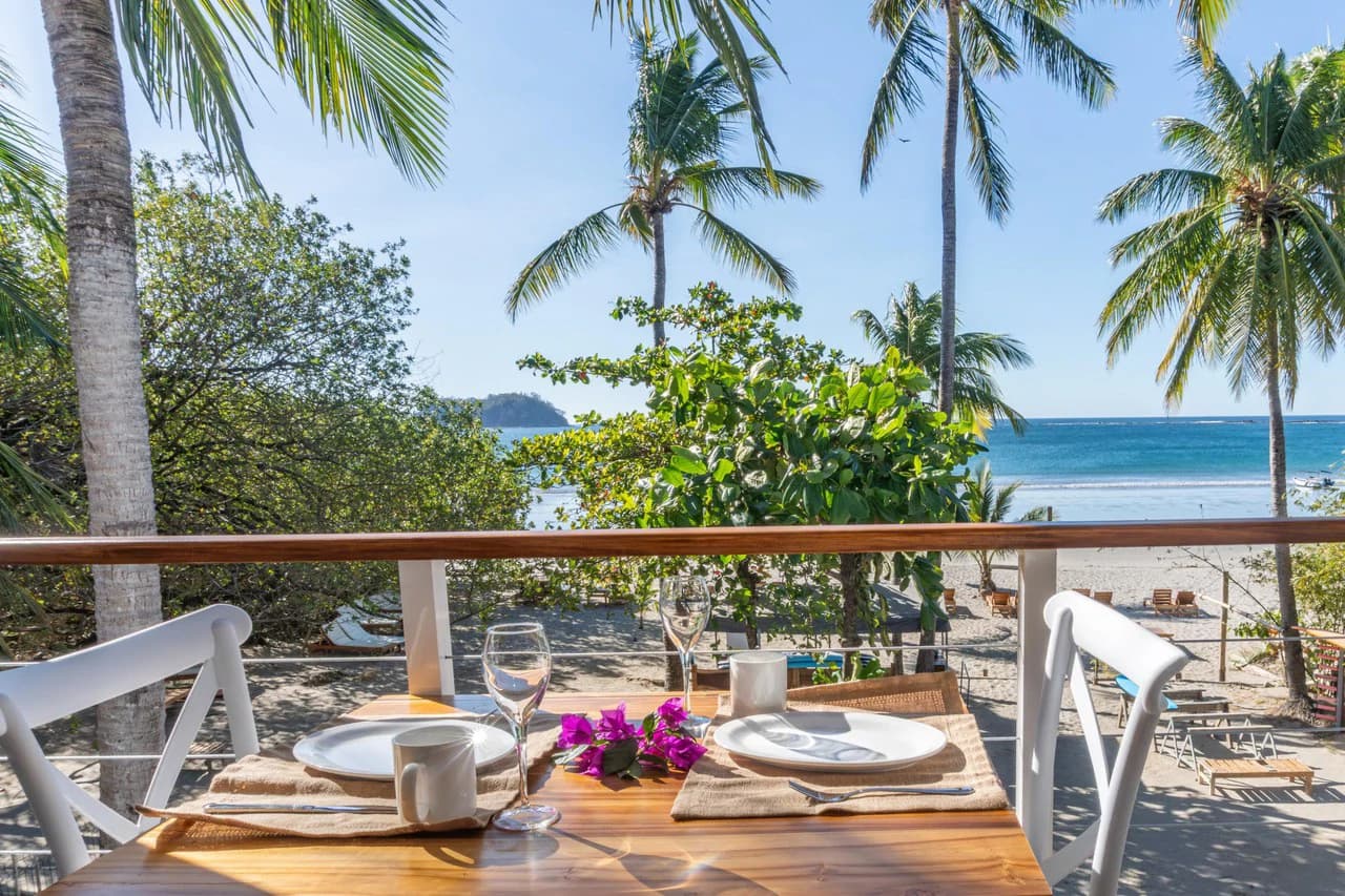 Beachfront Luxury Mixed Use Multi-Unit Residence - photo 4