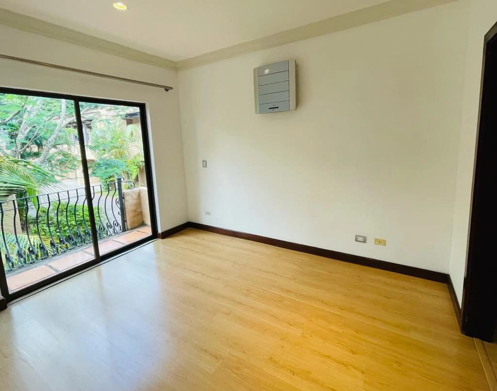 Sale of Apartment in Brasil de Mora San José Costa Rica - photo 11