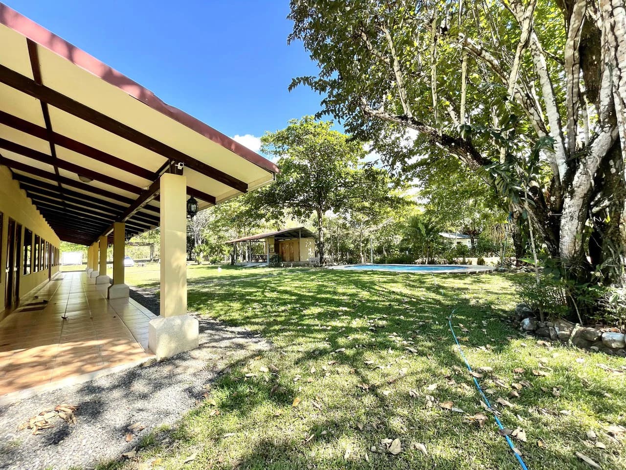 5 cabins and 2 bedrooms house with 2 pools - Multiplex for Sale in Tarcoles, Puntarenas Costa Rica - photo 16