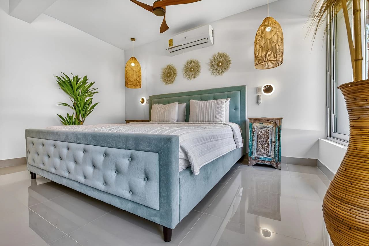 Casa Pochote: Artisan Luxury Villa Near Tamarindo | Pool, Jacuzzi & Langosta Beach Club Membership Included - photo 15