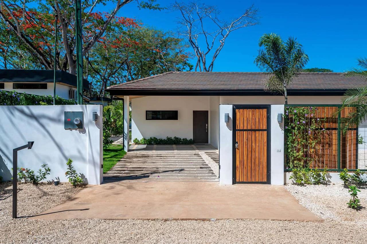 Casa Prema: Relaxed Coastal Living - photo 3