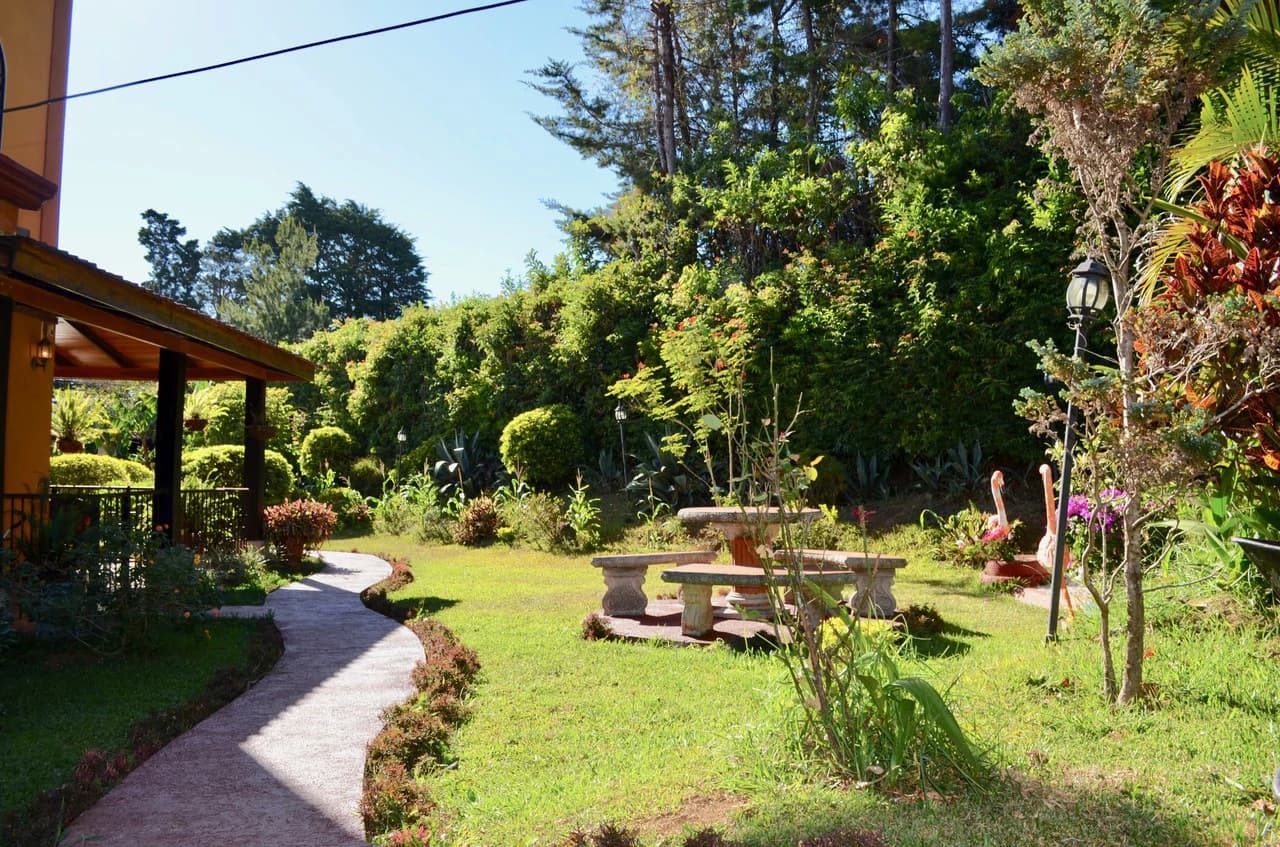 Countryside and Mountain House For Sale in San pablo - photo 9