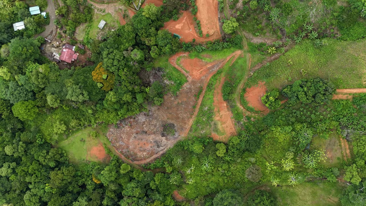 Near the Coast Home Construction Site For Sale in Pavon - photo 9