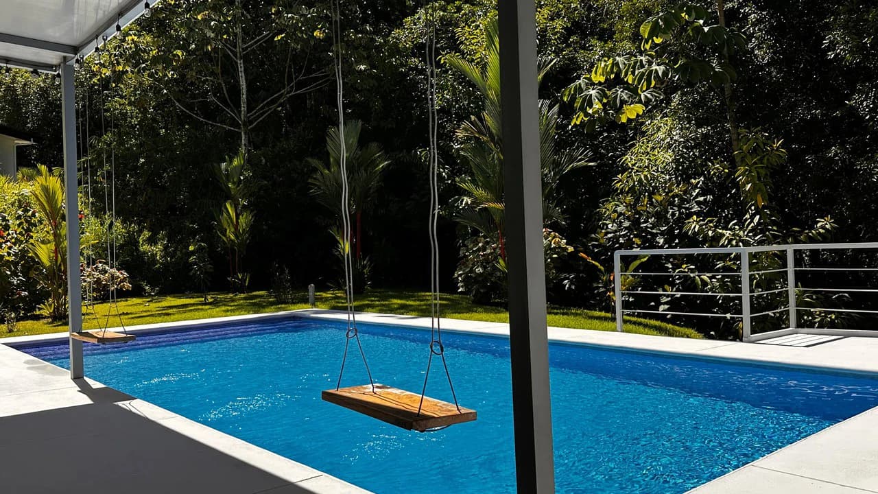 Perfect for Families or a Peaceful Retirement, Uvita Pacific Ocean Town: House For Sale in Uvita - photo 2