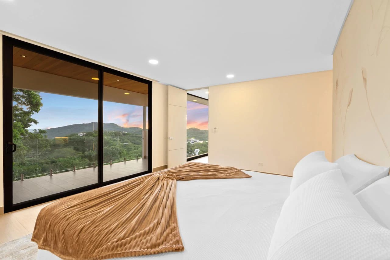 Casa Flores del Mar: Contemporary Ocean-View Home in Las Ventanas - photo 17