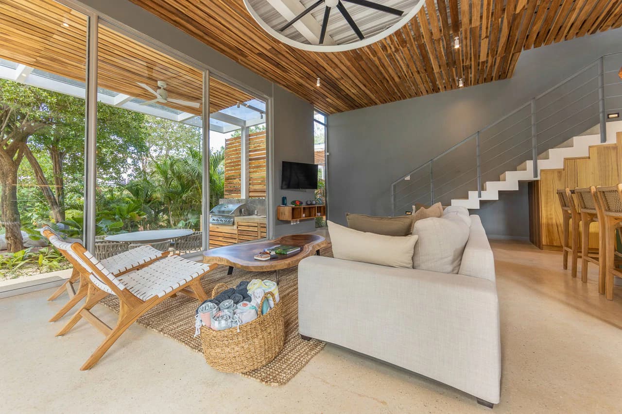 Casa C35: Stylish 4 Bedroom Home a Block to the Beach! - photo 5