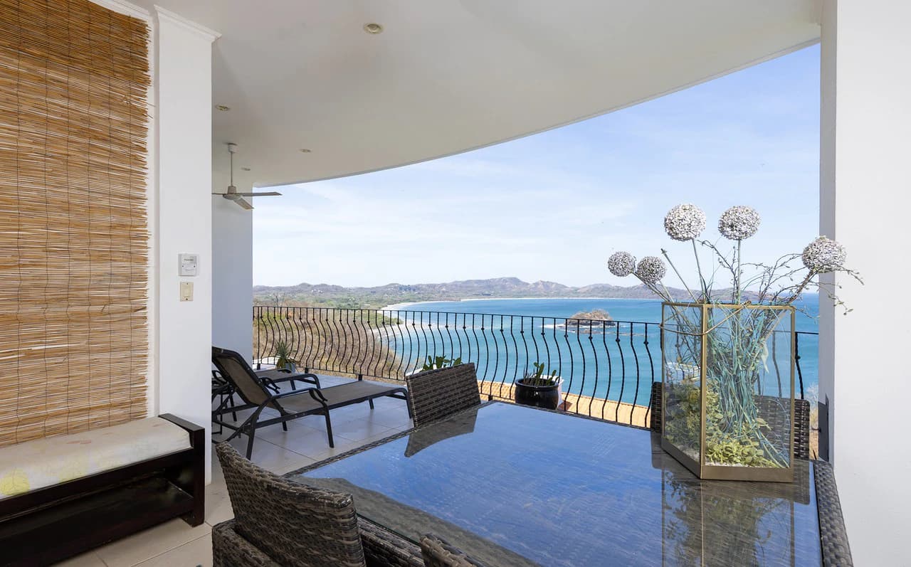 Flamingo Towers 23: Stunning ocean view, vacation home or rental income. - photo 9