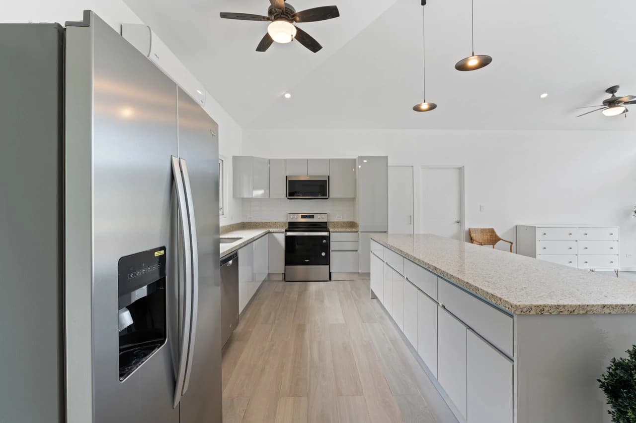 The Point 20: Modern Elegance Meets Coastal Serenity – Home for Sale in Playa Avellanas! - photo 8