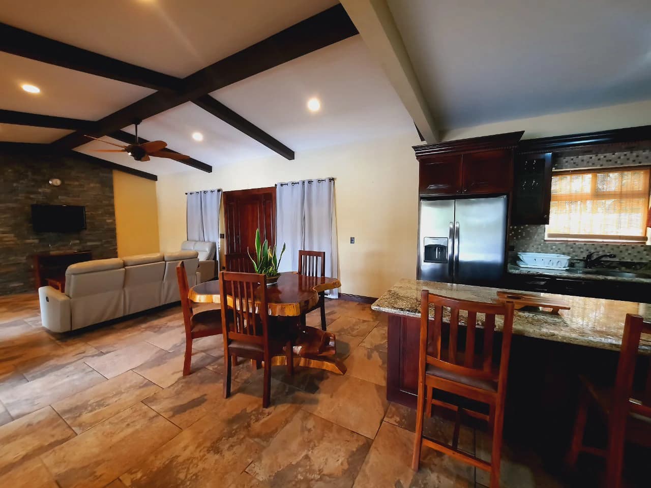 LA TOSCANA - Mediterranean Style Luxury Home on Lake Front Property. - photo 7