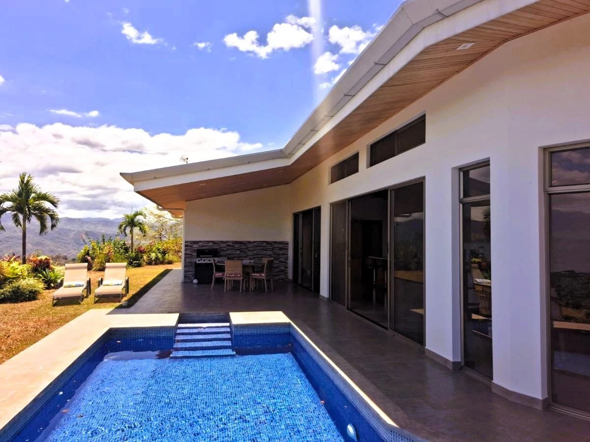 Atenas Hillside Escape: Private Hillside Retreat in exclusive Roca Verde - photo 5