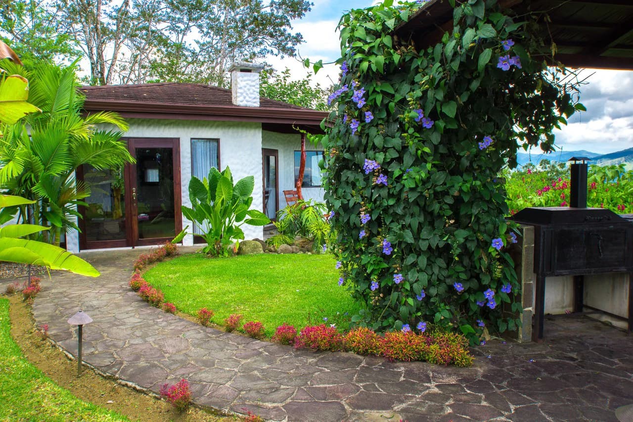 Luxury Vacation Rental Villas for Sale with Amazing Views of Lake Arenal - photo 21