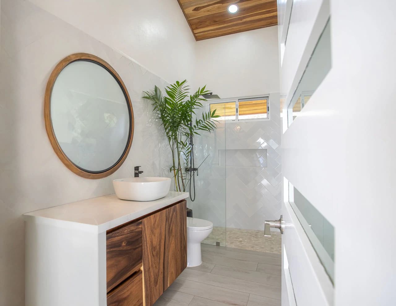 Brand-New Home for Sale in Vista Guácimo, Atenas | Infinity Pool | 180° Views - photo 30