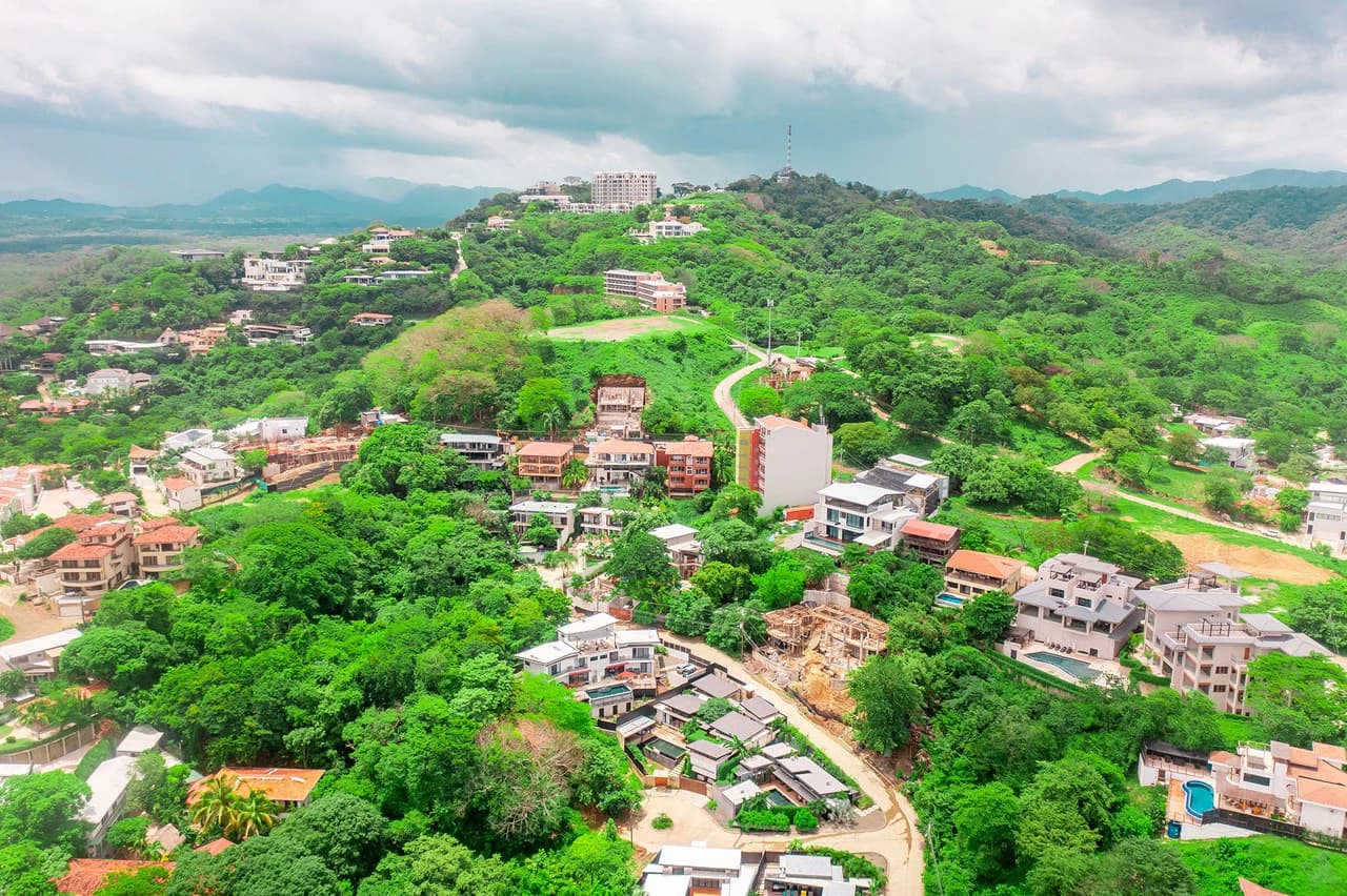Casa Sunny: Ocean View Investment Opportunity in Tamarindo - photo 5