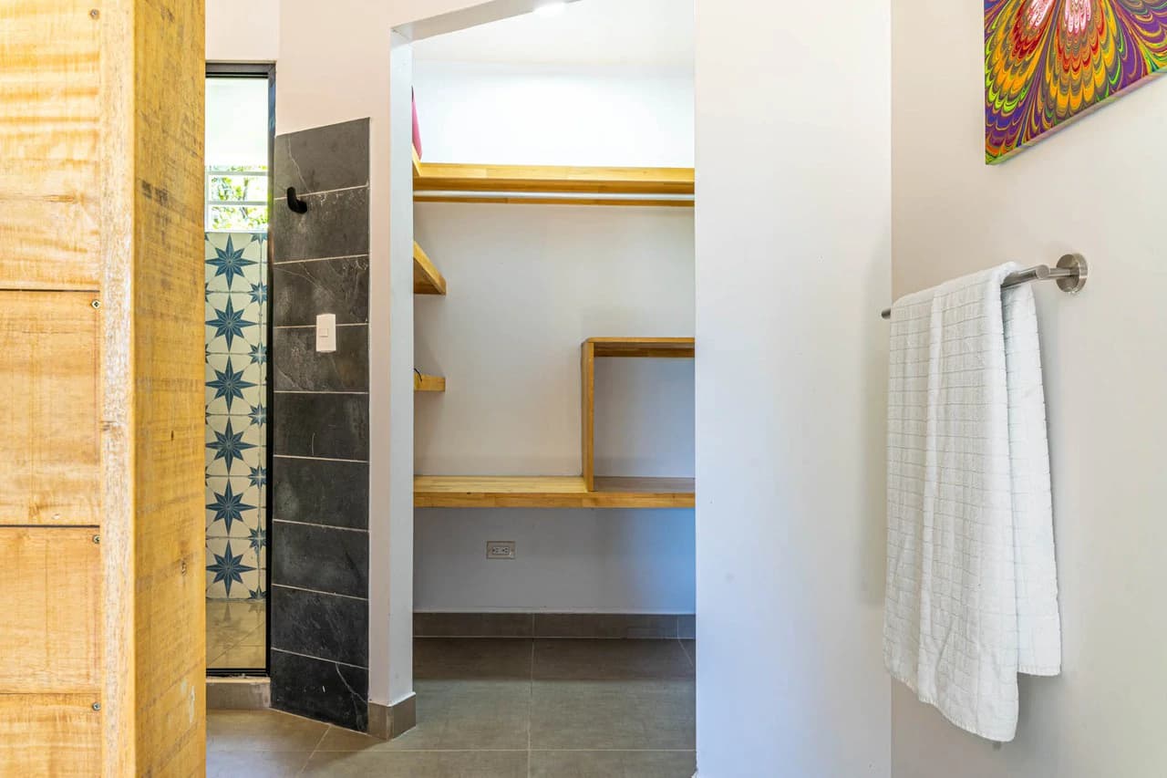 Estate Property in Escaleras, Multi-Use, Residential/HOTEL/Commercial - photo 25