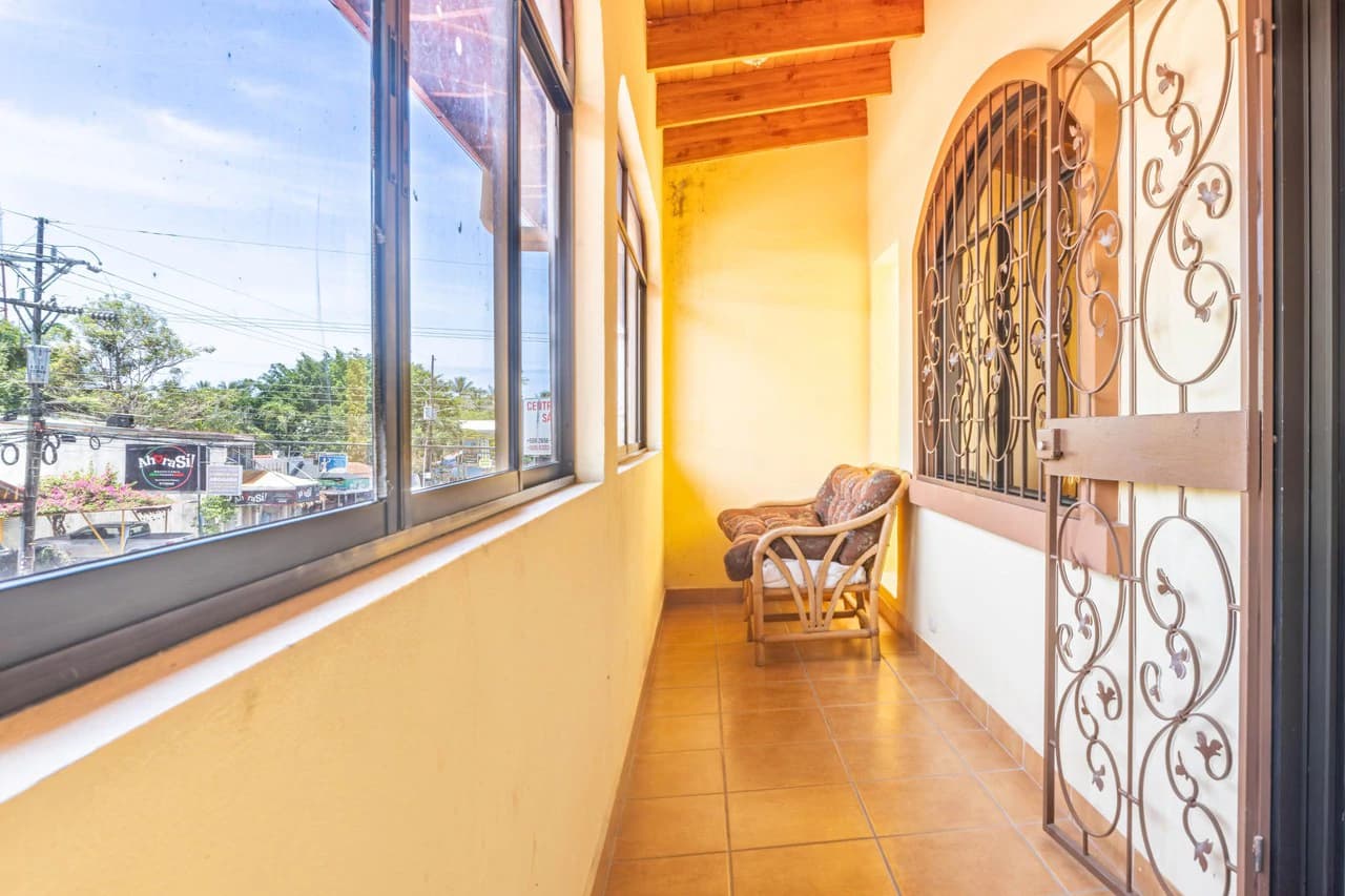 3 Bedroom Condo in the Center of Samara - Steps to the Beach - photo 11