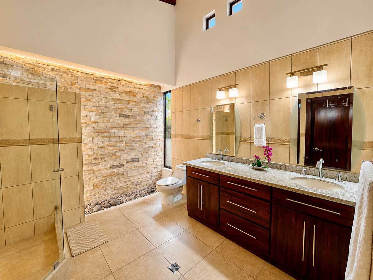 ID 4200: Villa Oasis del Golf: Exceptional Golf Course Living in Los Delfines Golf & Country Club - photo 11