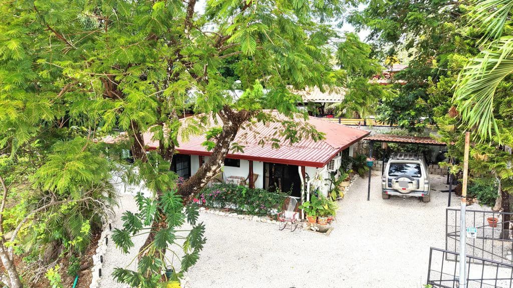 Casa Lima: Charming Renovated Home in the Hills of Santo Domingo – Near Sámara with Expansion Potential - photo 19