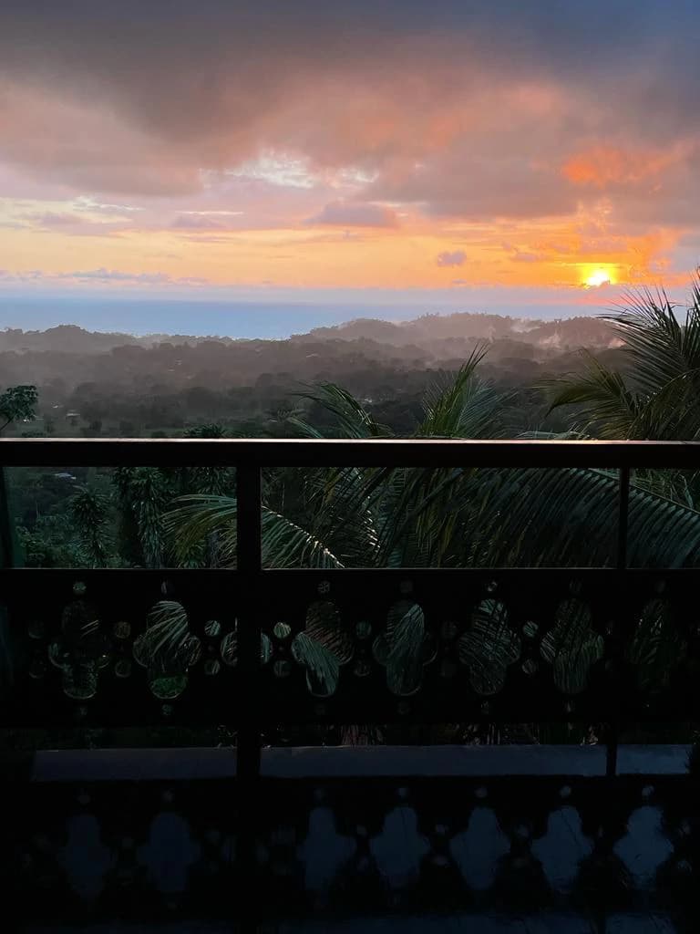 Casa Puesta Del Sol, Front Ridge Ocean View Home in Ojochal: Mountain House For Sale in Ojochal - photo 14