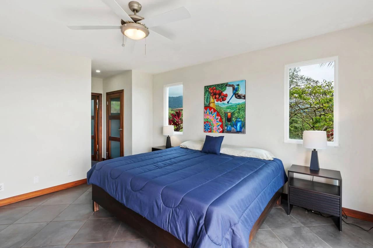 Casa Sol: Exceptionally Private Home with Panoramic Ocean, Mountain & Sunset Views - photo 20