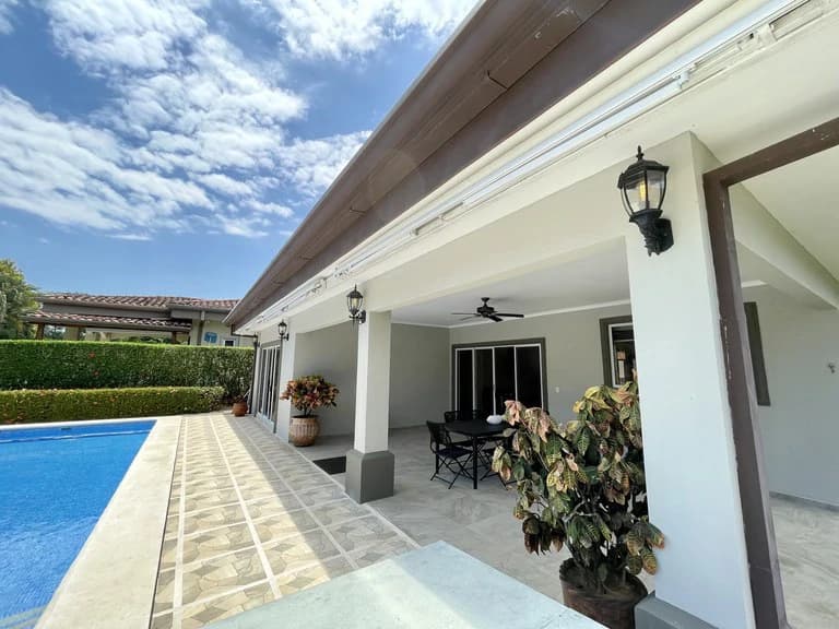 Casa Eight: Beach is my style! Playa Bejuco, Puntarenas, Costa del Sol. Fully Remodeled Tropical Sanctuary - photo 18
