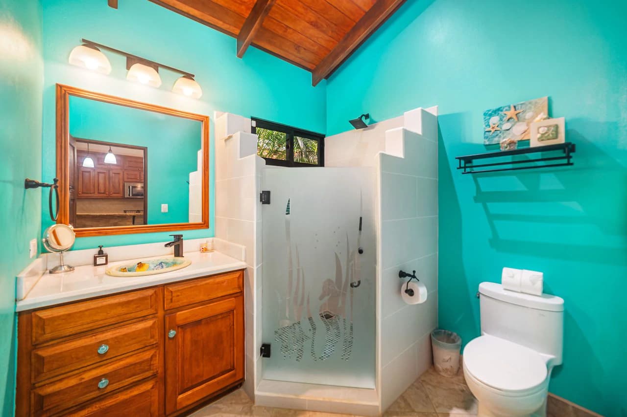 Casa de Paz: Turnkey 2BR Home in Ecological Gated Community - photo 14