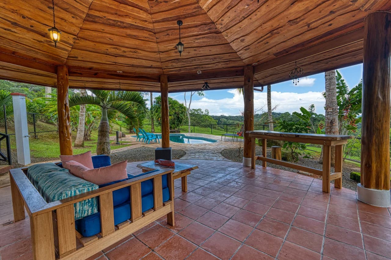 5 Bedroom Mountain Retreat Minutes from the Beach Platanillo Costa Rica - photo 47