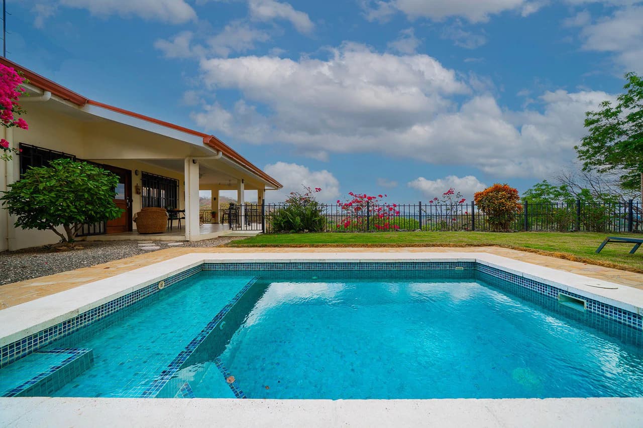 Casa Cartagena: 2Acre Home with Mountain Views in Gated Rancho Cartagena - photo 10
