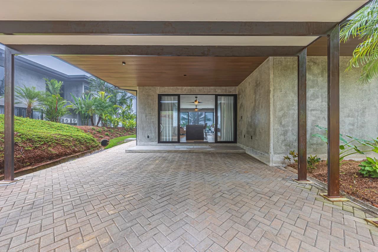 A True Estate Beyond Compare, Ocean Views For Miles: Mountain House For Sale in Uvita - photo 85