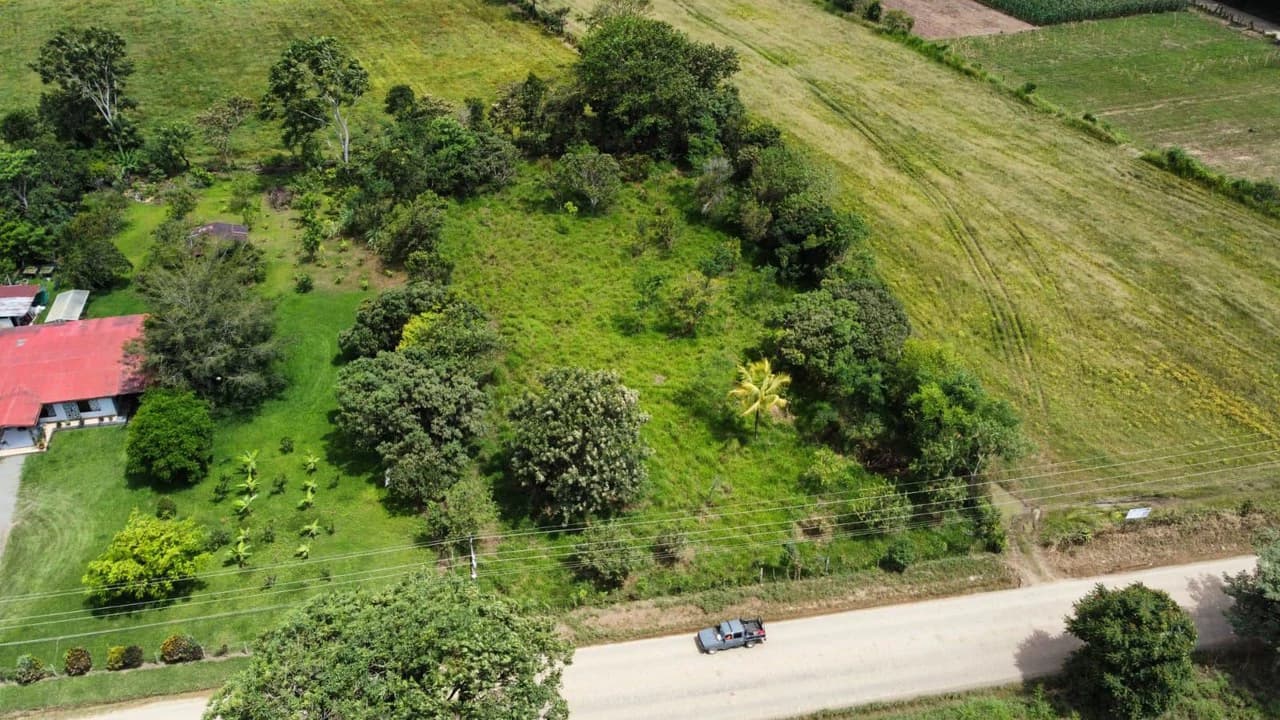 Se vende propiedad en el Rosario Pacuar, Pérez Zeledón.: Countryside Home Construction Site For Sale in Daniel Flores - photo 13