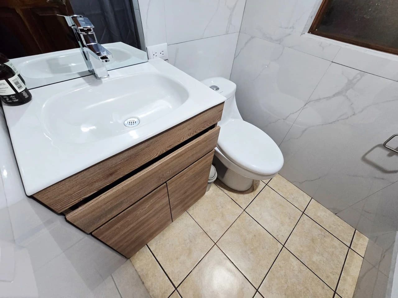 LARGE HOUSE FOR SALE IN MERCEDES NORTE, HEREDIA - photo 6