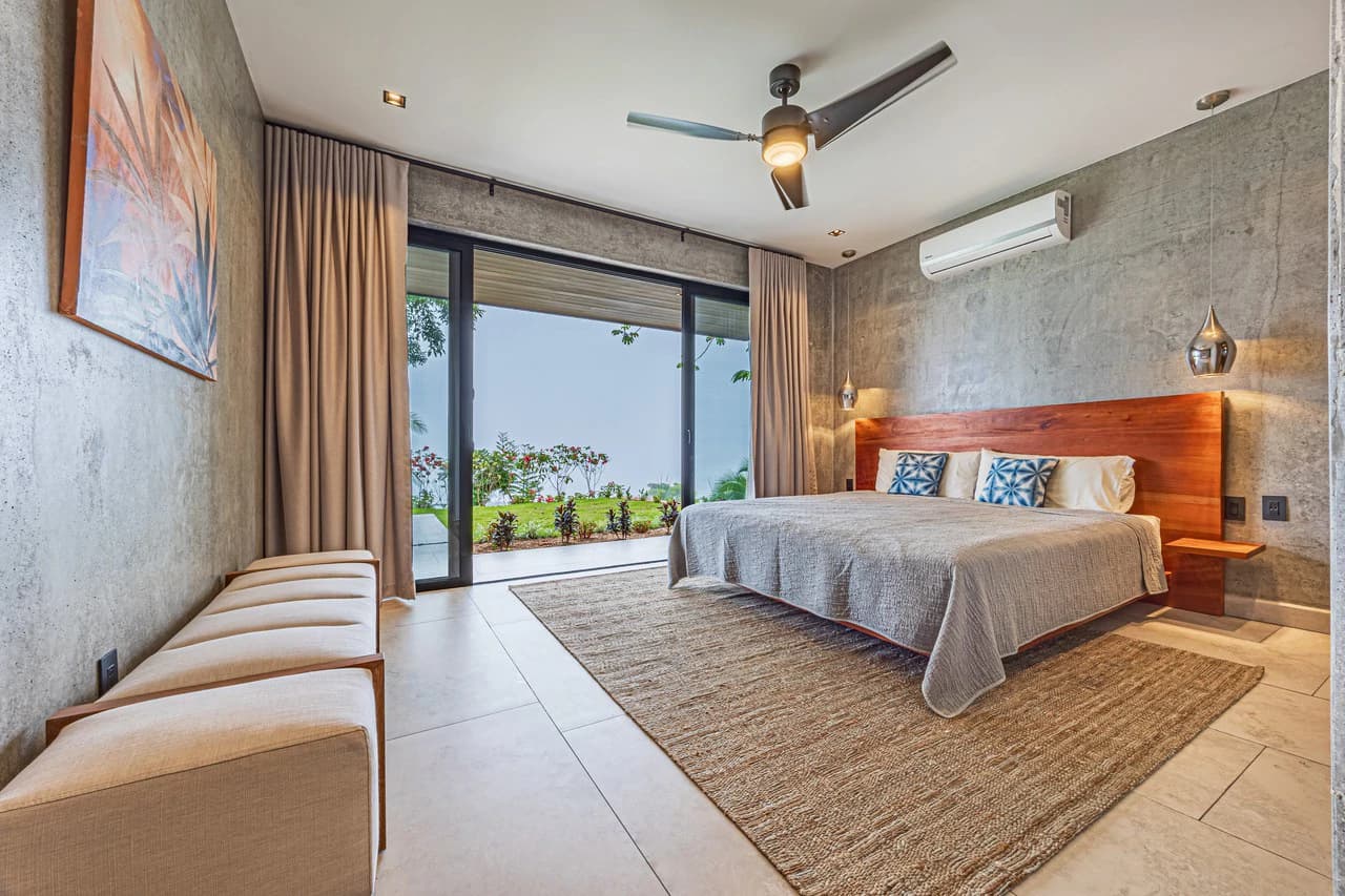 A True Estate Beyond Compare, Ocean Views For Miles: Mountain House For Sale in Uvita - photo 73