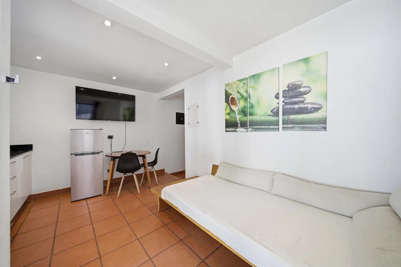 Hotel Gardenia: Turnkey Boutique Hotel in the Heart of Tamarindo - Proven Income Meets Tropical Lifestyle - photo 14